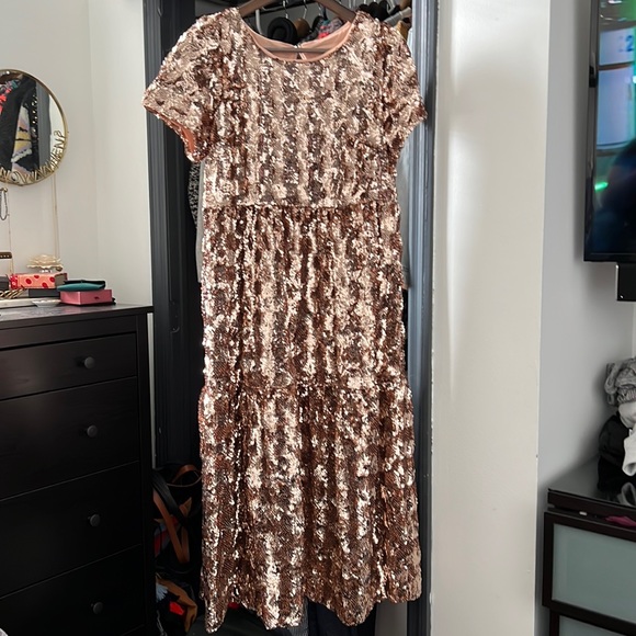 gold sequin dress anthropologie Aurélia Gold Sculpted Sequin Gown main image 0